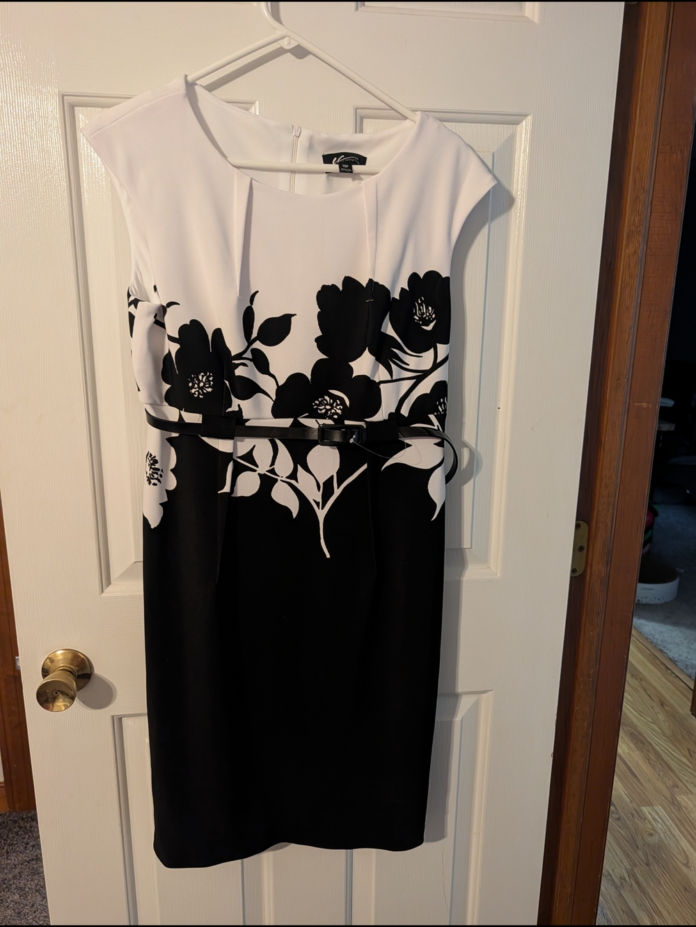 White and Black Floral Midi Sheath Dress with Slim Belt